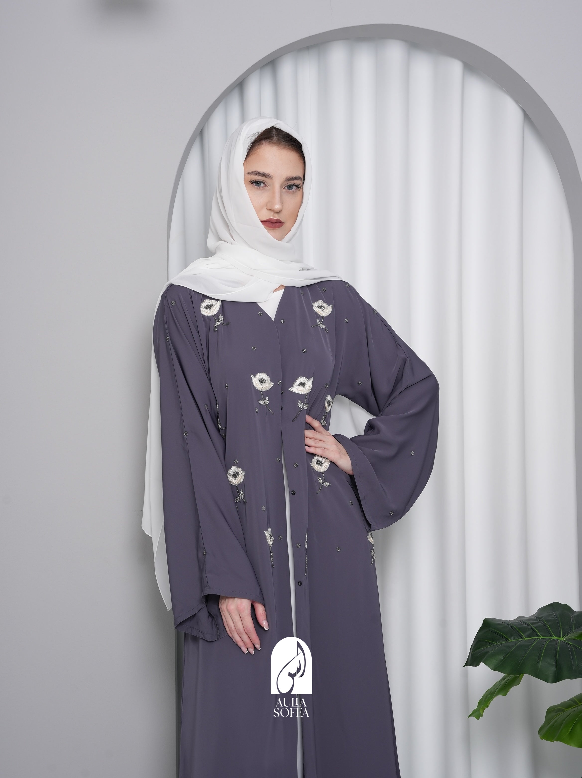 Iris Abaya in Gray