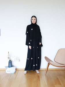 Zaira Abaya in Black