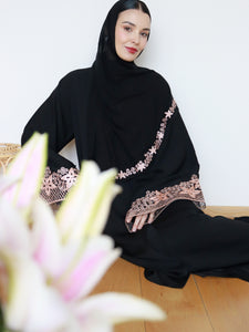 Zakiyya Abaya in Black