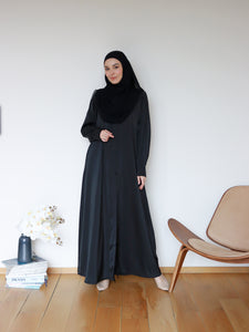 Aisya Abaya in Black