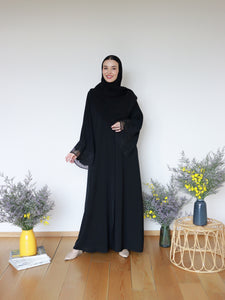 Zakiyya Abaya in All Black