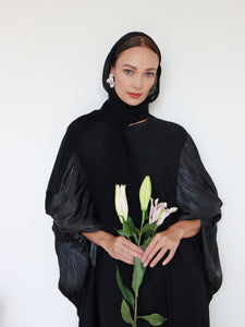 Zeeya Abaya in Black