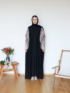 Zeeya Abaya in Grey