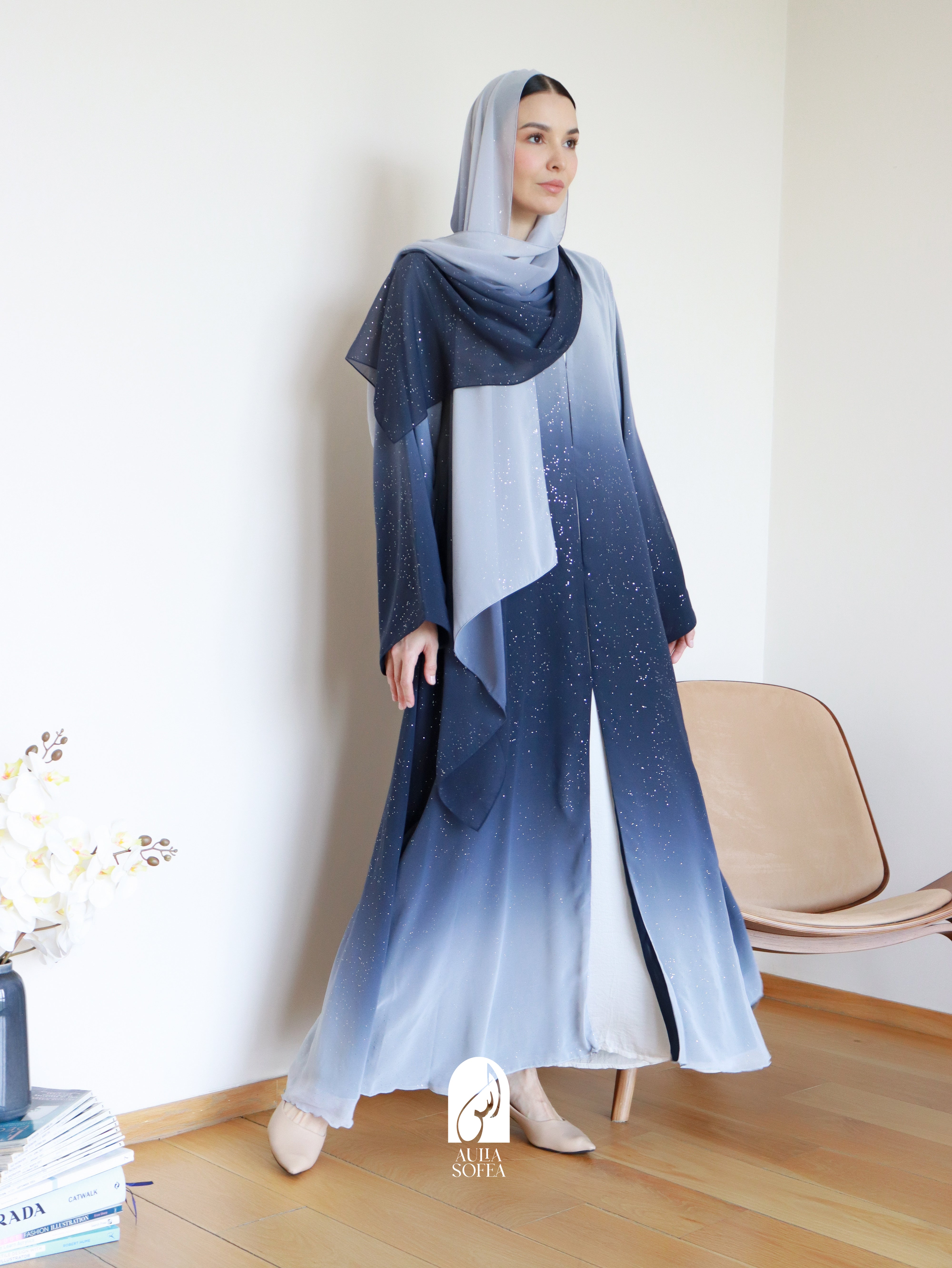 Najma Ombre Abaya in Grey