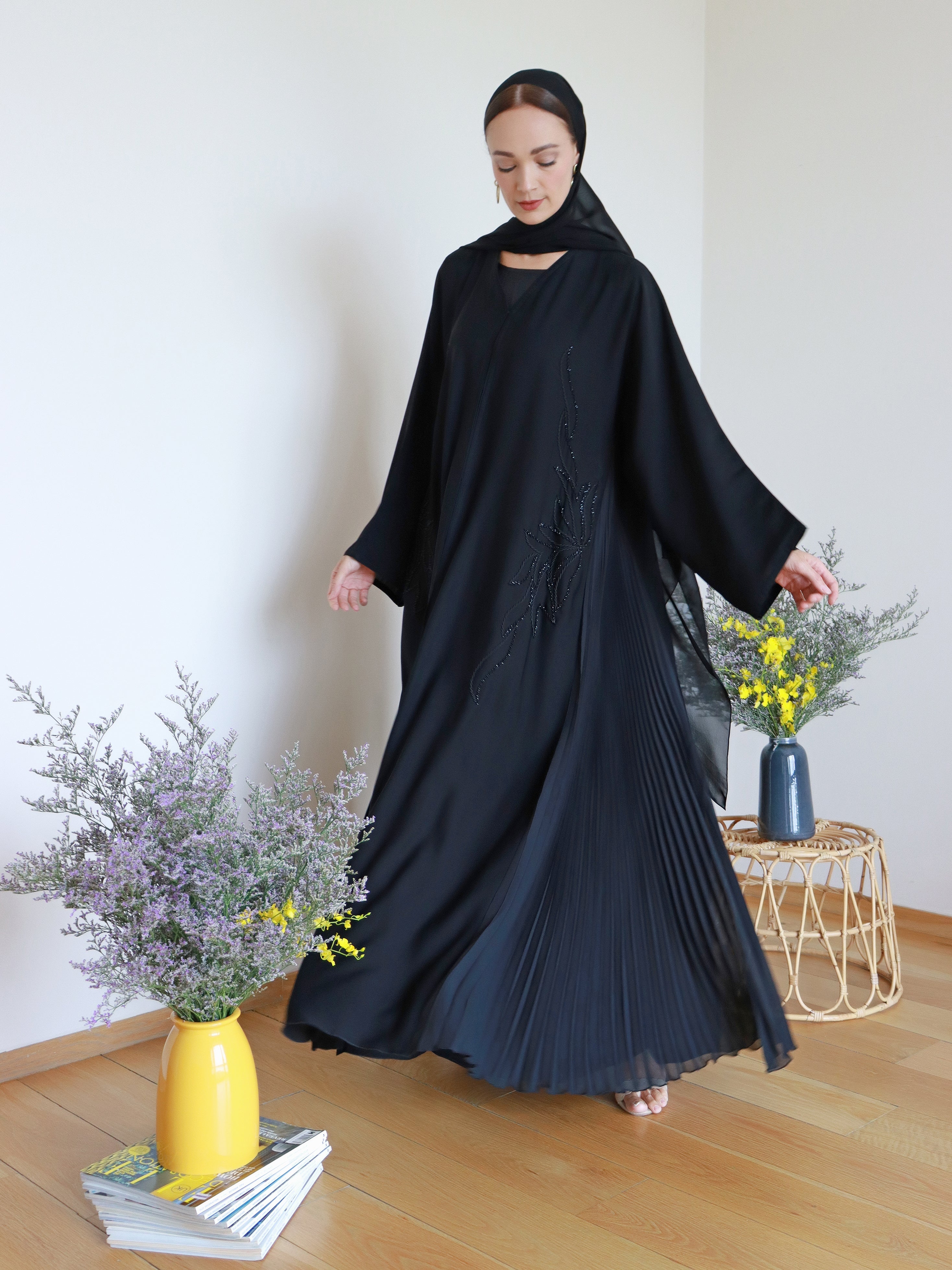 Zafeera Abaya in Black