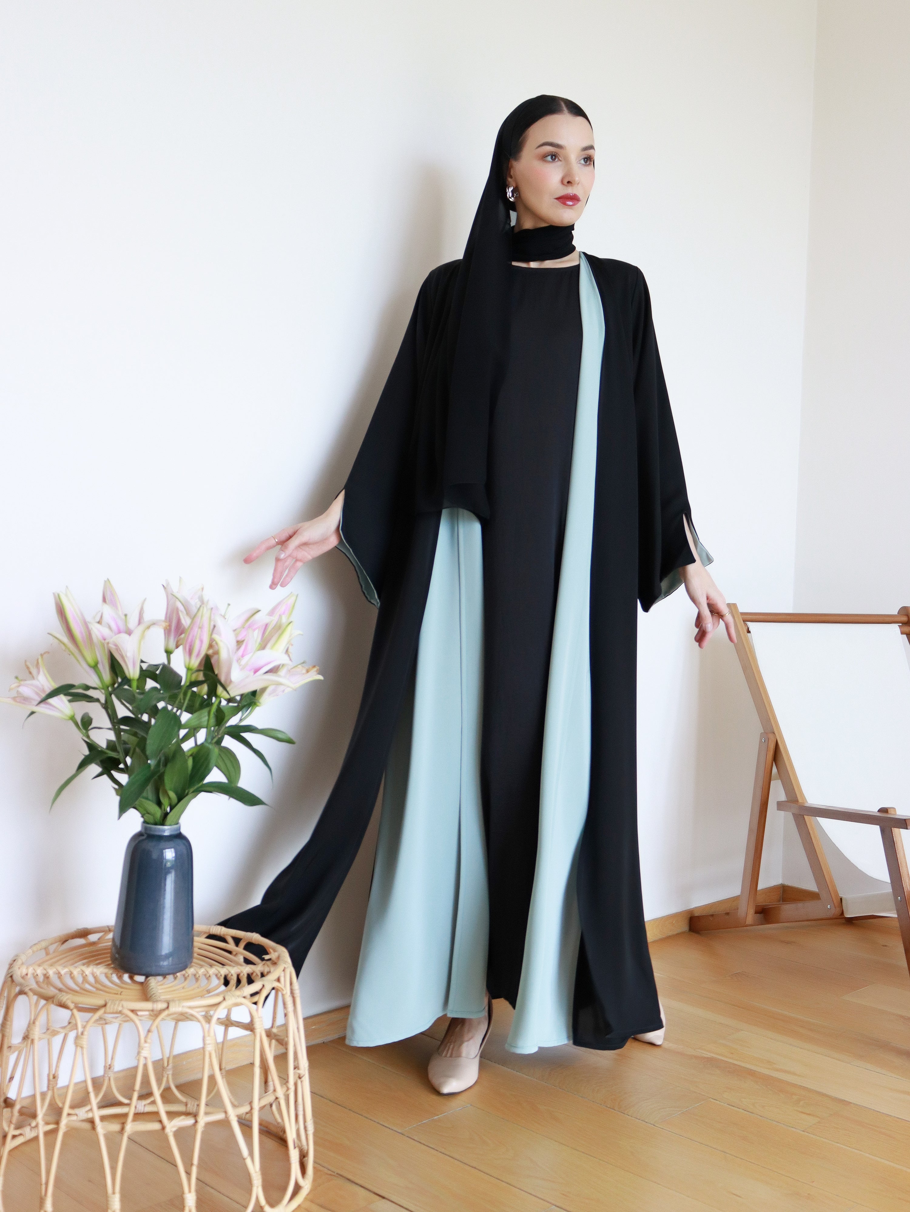 Rawda Abaya in Black & Mint