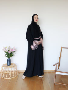 Zakiyya Abaya in Black