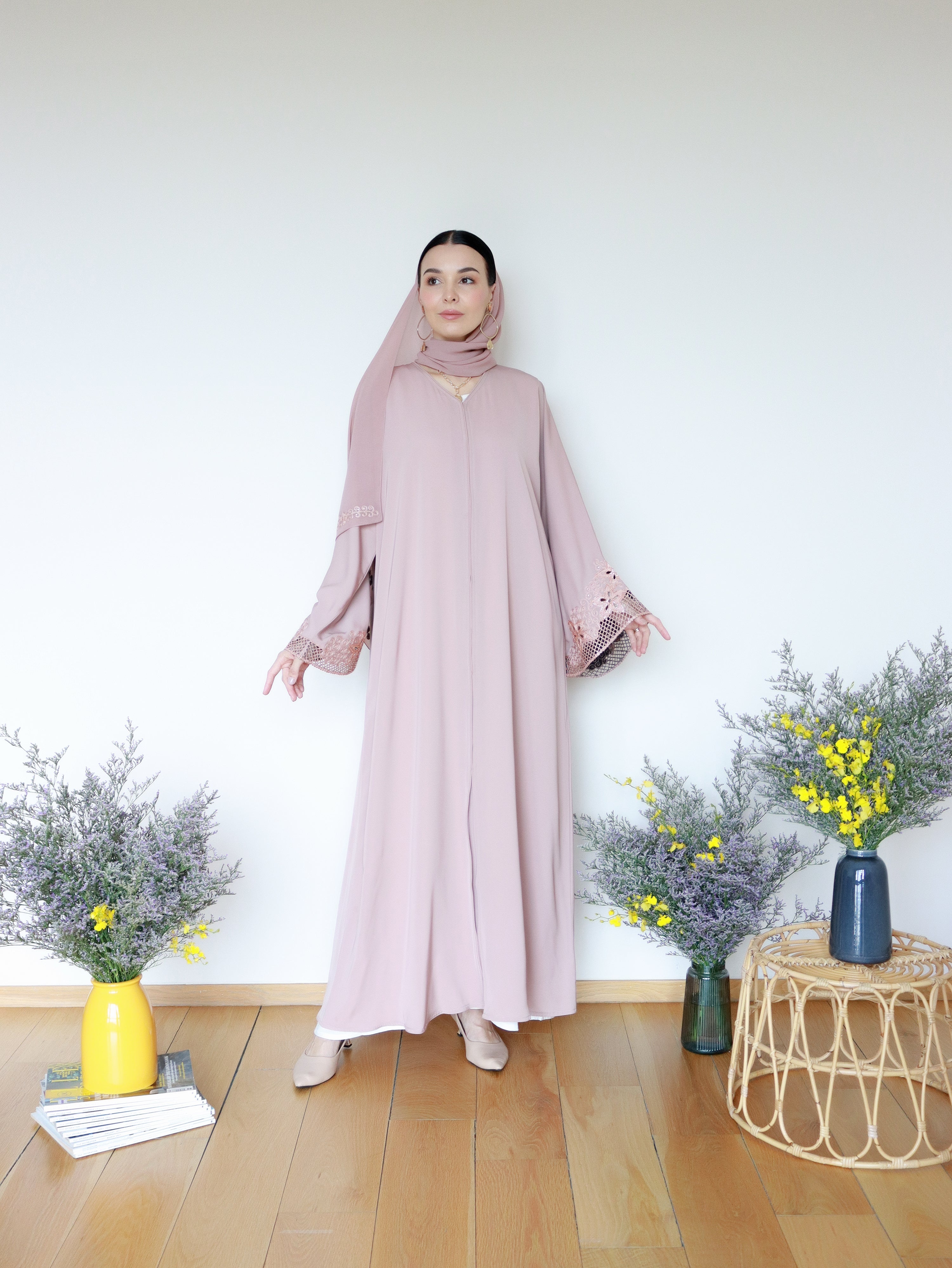 Zakiyya Abaya in Pastel Brown