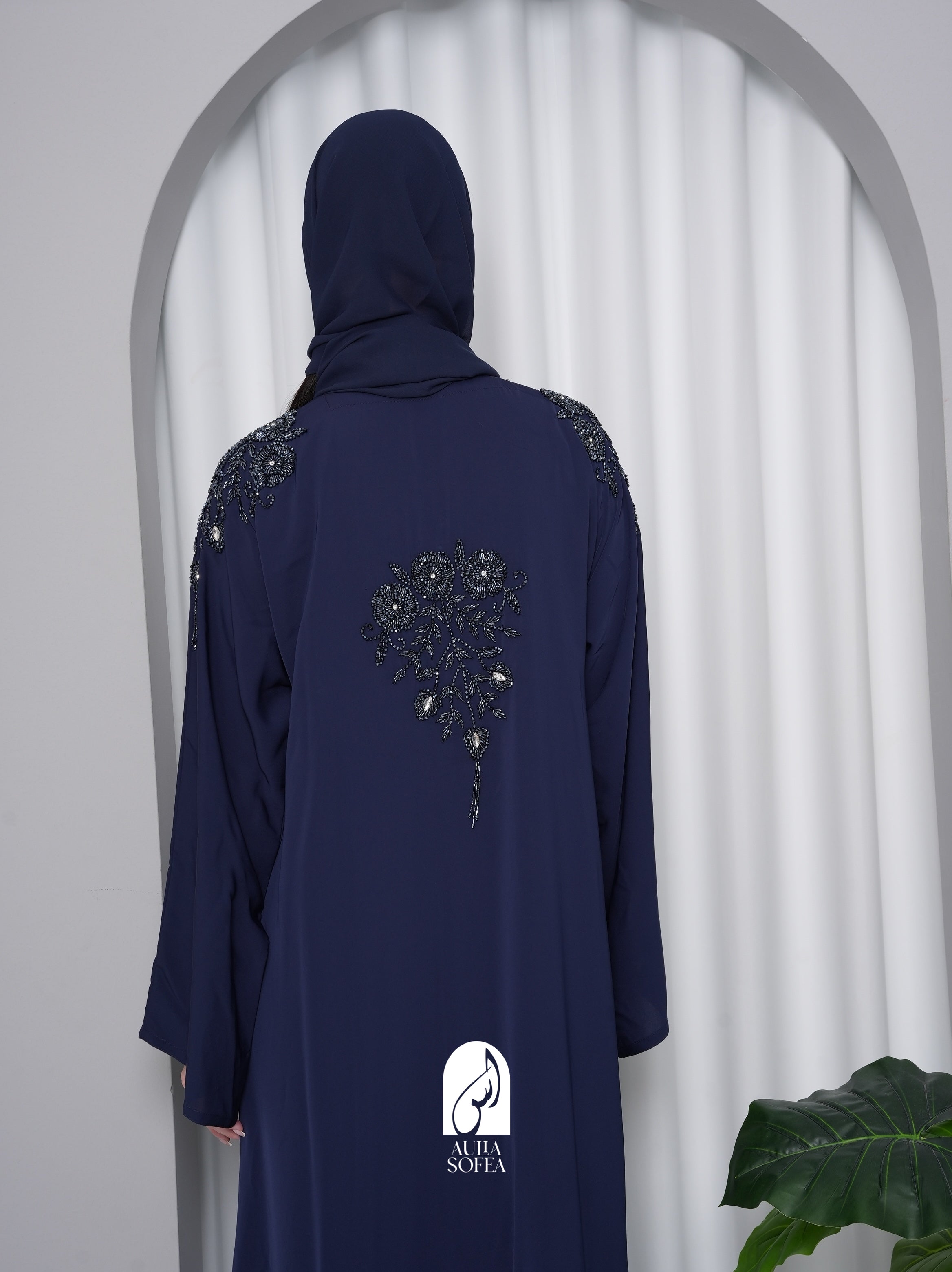 Nawraa Abaya in Navy Blue