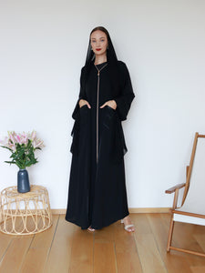 Calla Abaya in Black