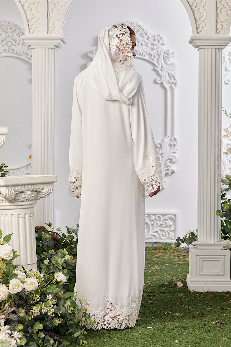 Deena Lace Abaya in Off White