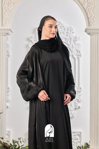 Khadija Abaya in Black