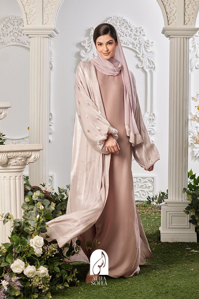 Khadija Abaya in Pale Pink