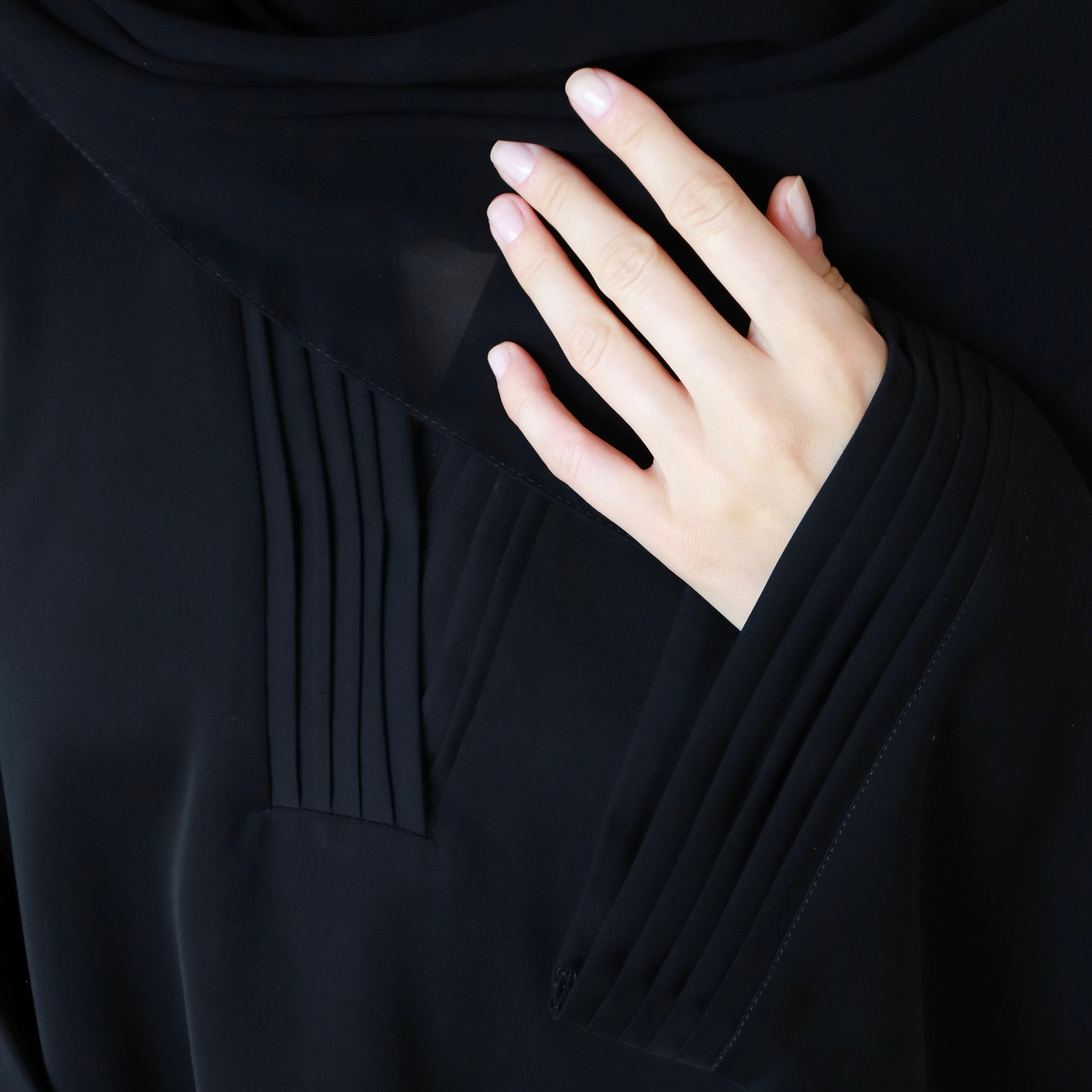 Fareeda Abaya in Black
