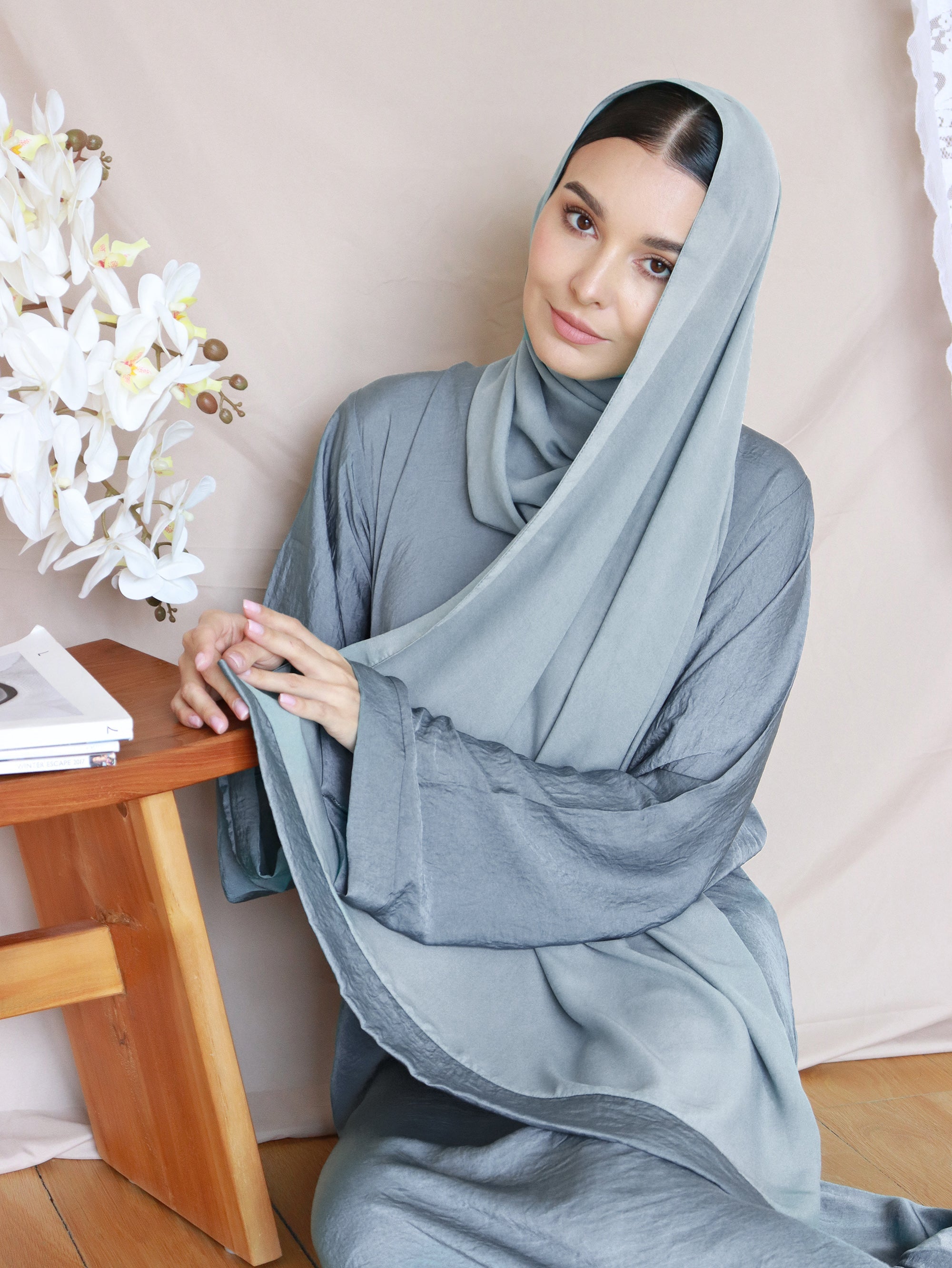 Rania Abaya (Available in 24 colors)