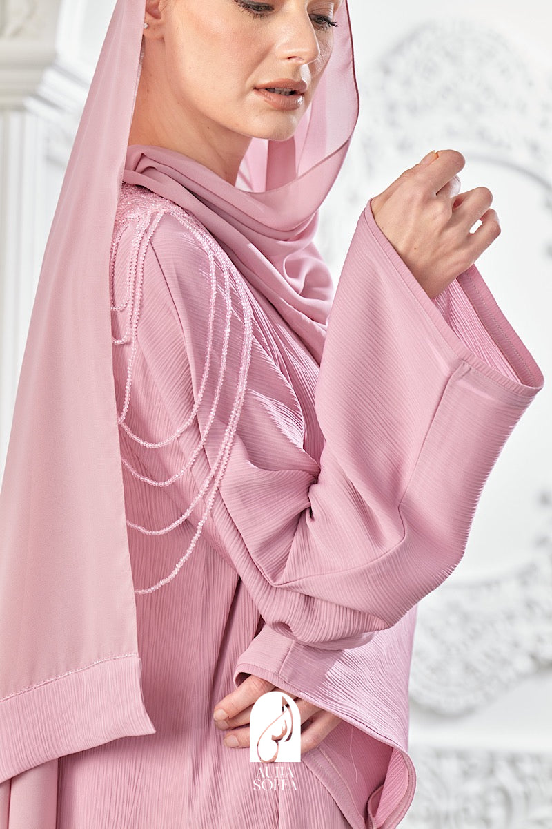 Adawiya Abaya in Pink