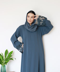 Zehra Abaya