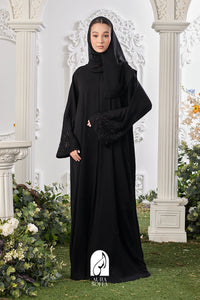 Aaira Abaya in Black