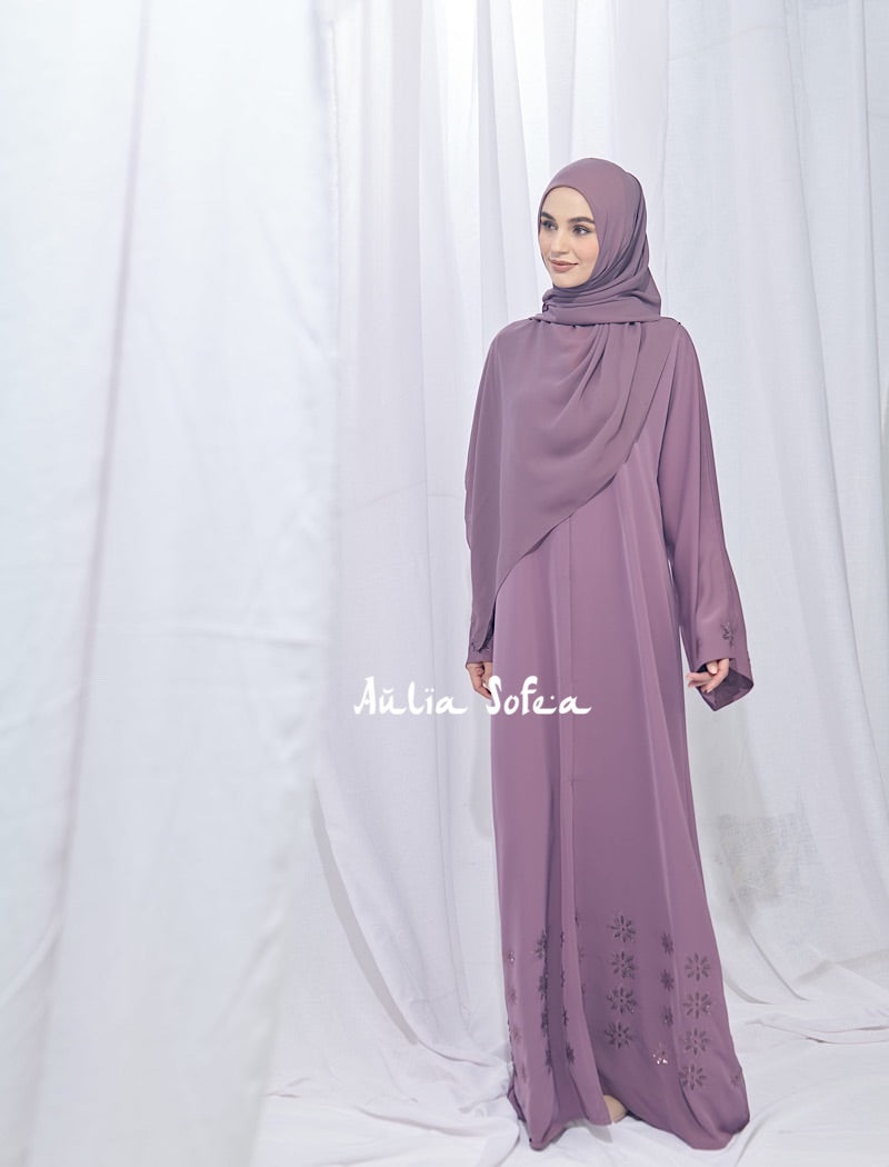 Reem Abaya (Available in 3 colors)