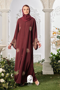 Maira Abaya in Maroon