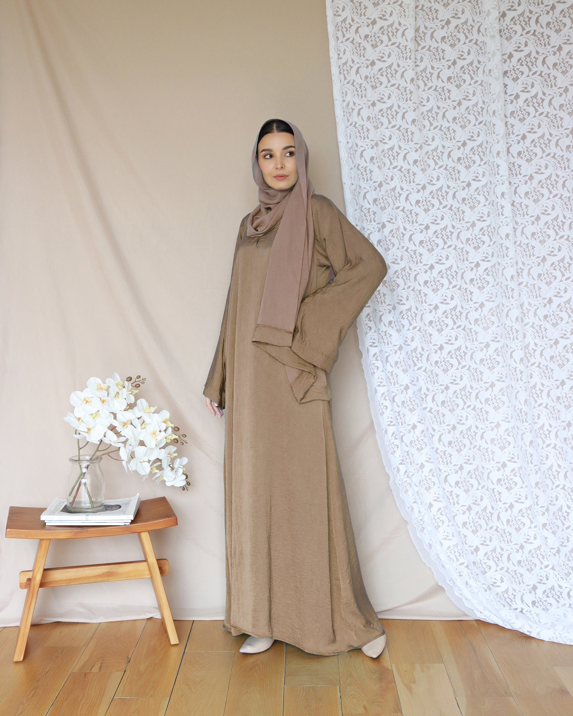 Rania Abaya (Available in 24 colors)