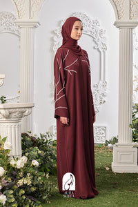 Daniya Abaya in Maroon