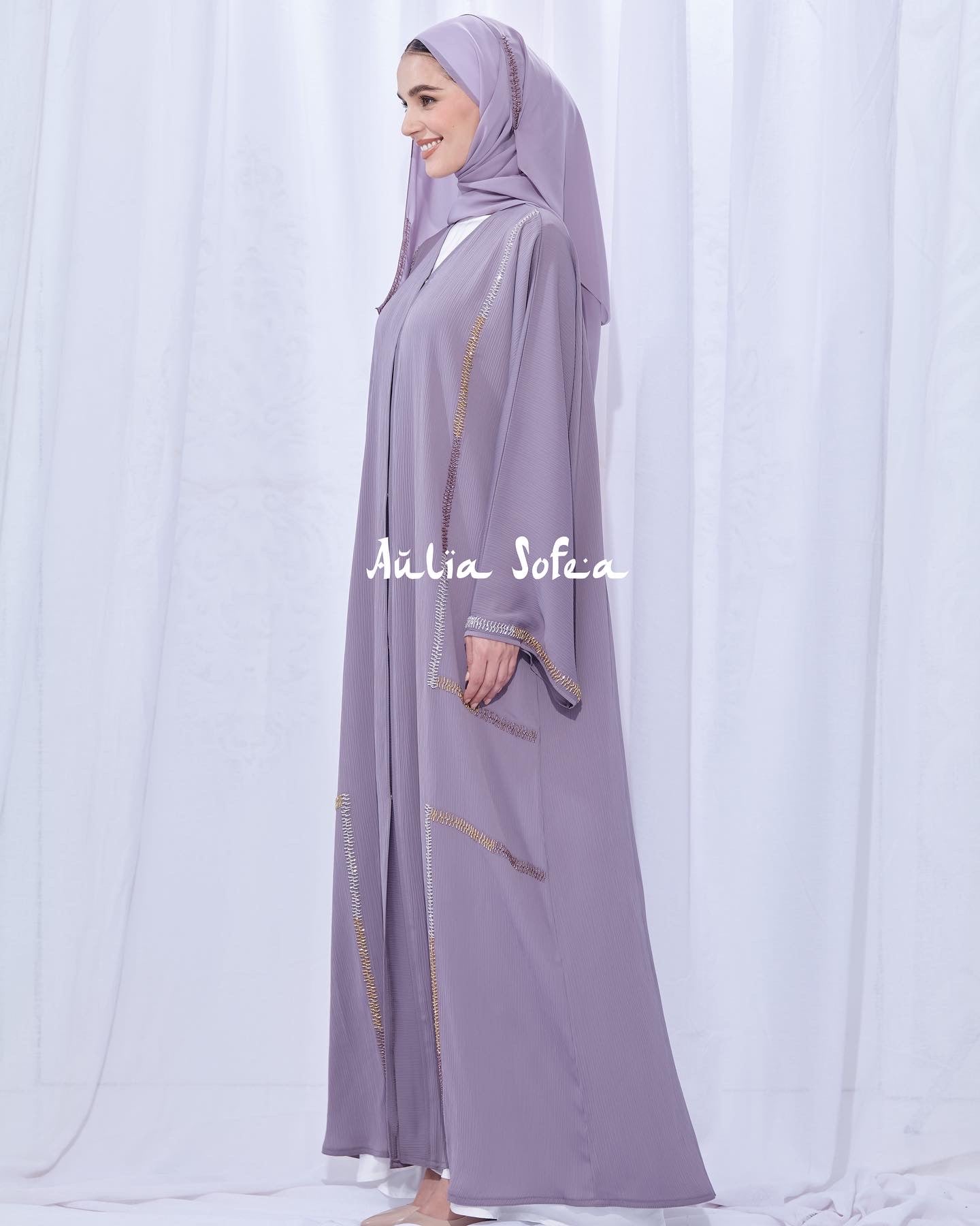 Neesa Abaya (Available in 5 colors)