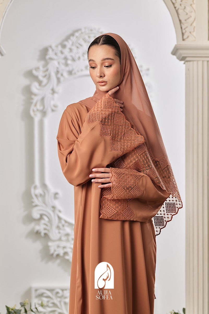 Amalia Abaya in Cinnamon